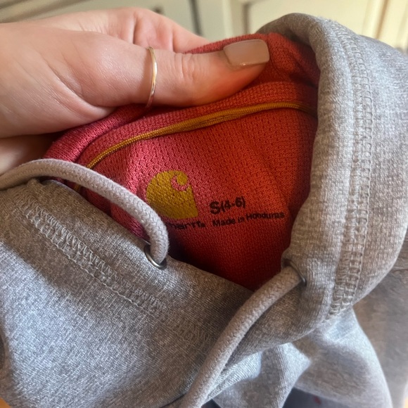 Women’s small carhartt hoodie - Picture 2 of 2